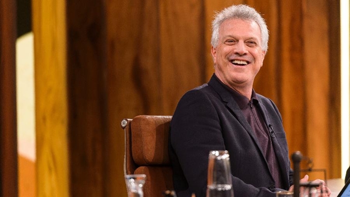 Pedro Bial ganha férias forçadas por novo programa de Luan Santana