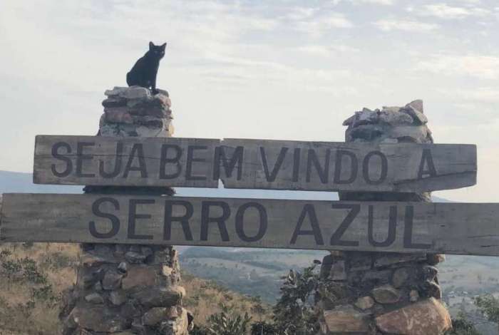 O Sétimo Guardião: Descobrindo os segredos de Serro Azul