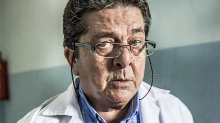 “Quase tudo que se faz hoje em termos de programa de auditório o Chacrinha já fazia”, afirma Stepan Nercessian