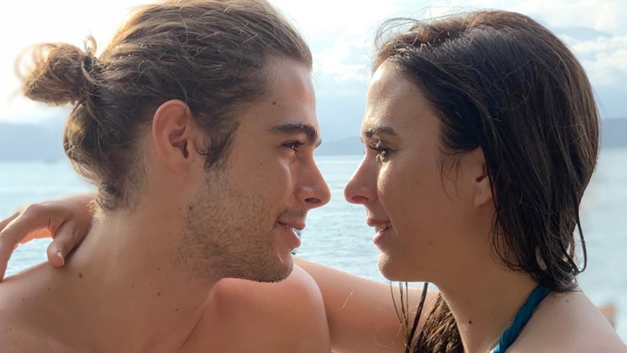 Após anúncio de gravidez, Tatá Werneck se declara para Rafael Vitti