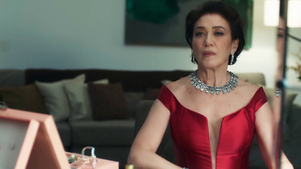 O Sétimo Guardião: Valentina tenta matar Laura