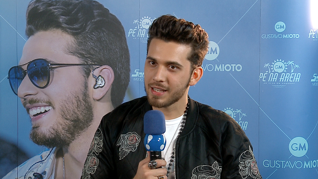 Gustavo Mioto retorna aos palcos de São Paulo