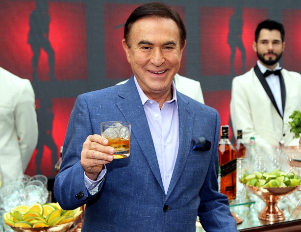 Amaury Jr. estreia nesta sexta-feira (24/05) na RedeTV!