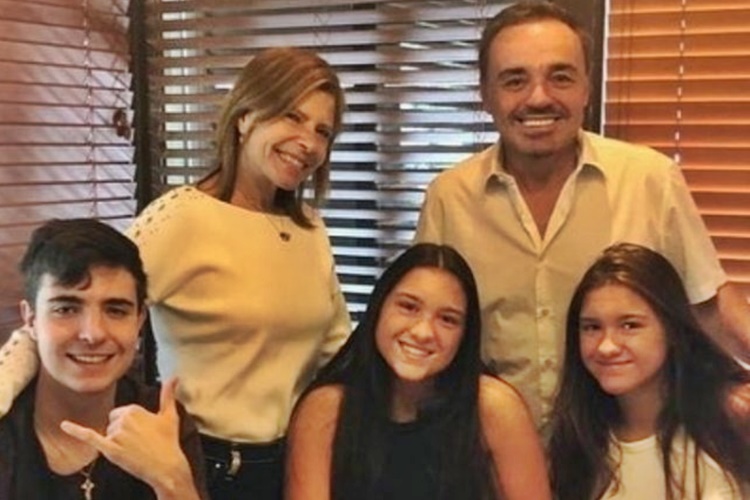 Filhos de Gugu Liberato divulgam carta e pedem “fim do espetáculo da mãe”