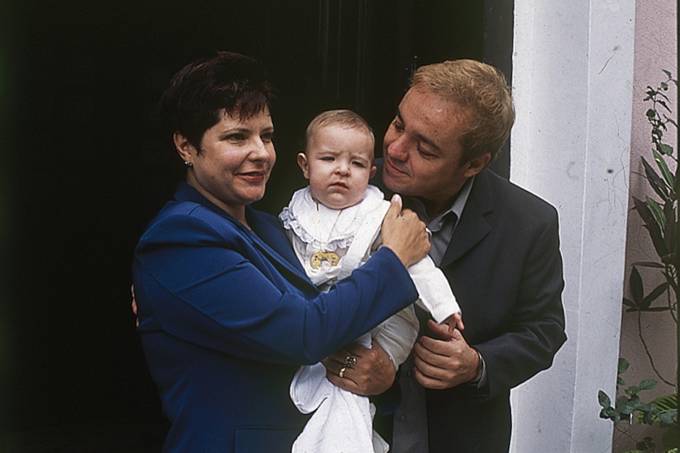 Justiça reduz pensão de Rose Miriam; Saiba quanto a viúva de Gugu Liberato vai receber