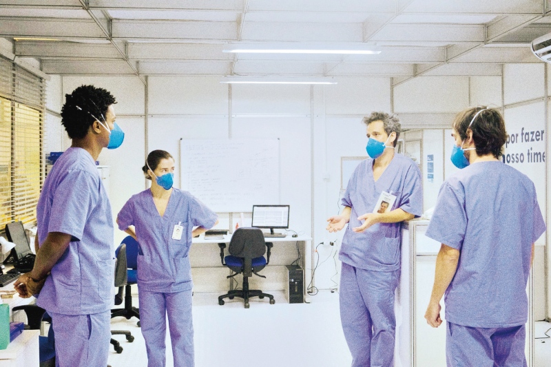 Globo anuncia estreia da série “Sob Pressão – Plantão Covid”