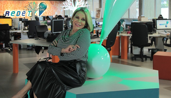 RedeTV! define data de estreia do programa de Claudete Troiano