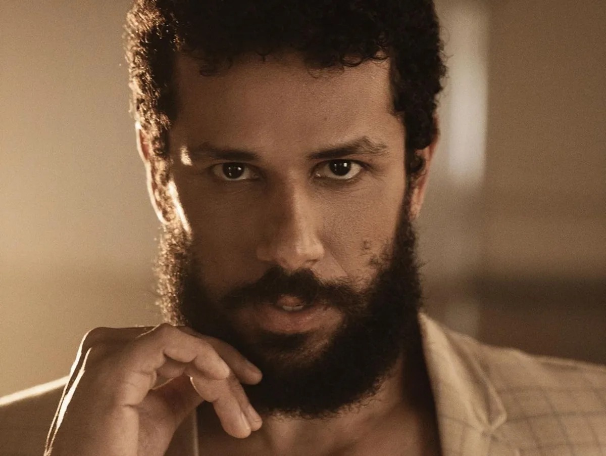 Amaury Lorenzo revela fazer parte da comunidade LGBTQIA+