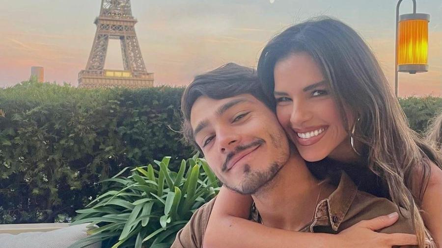 Mariana Rios se pronuncia após ser acusada de roubar namorado de melhor amiga