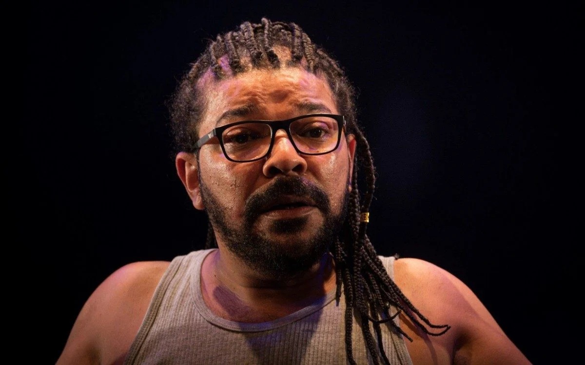 Filho de Martinho da Vila é vítima de injúria racial