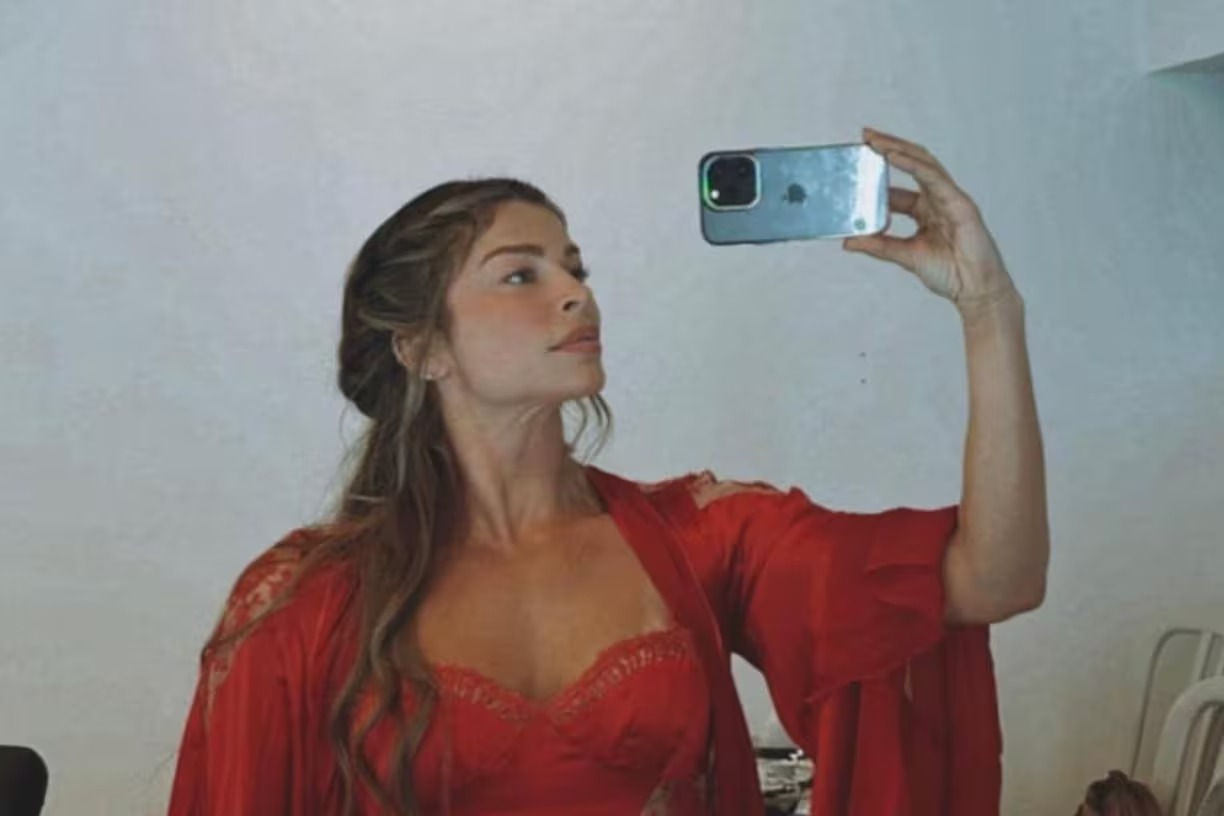 Grazi Massafera revela que não assistiu à primeira versão de “Dona Beja” e revela motivo
