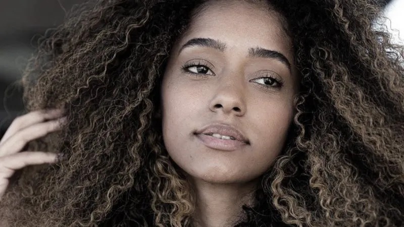 Atriz morre aos 22 anos, após diagnóstico de tuberculose
