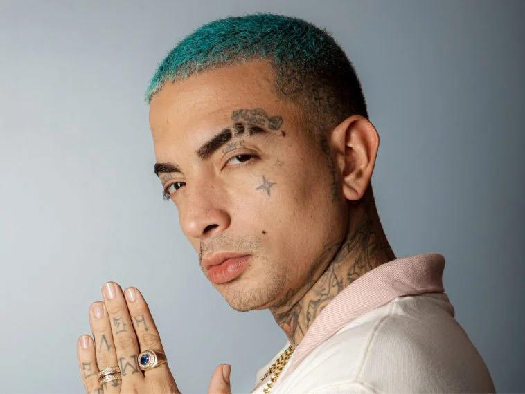 MC Guimê posta imagens ostentando com mulheres e vira piada na internet