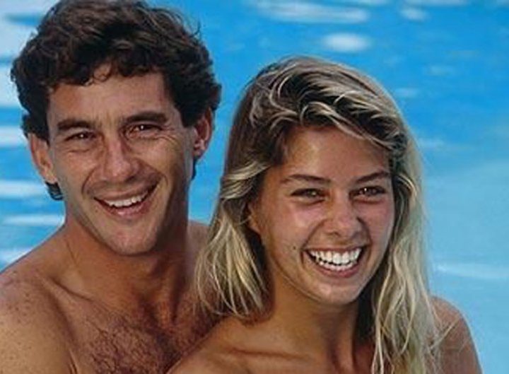 Adriane Galisteu faz homenagem de aniversário a Ayrton Senna