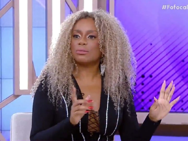 Cariúcha revela se vai sair do “Fofocalizando”: “Para a tristeza de vocês”