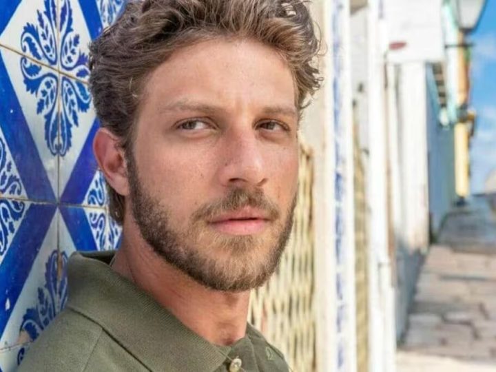 Chay Suede fala sobre seu novo personagem na nova novela das 21h