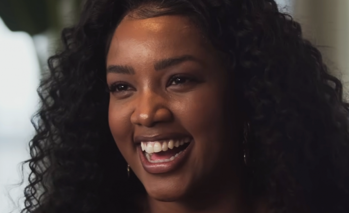 Cantora Iza anuncia que está grávida: “Estou em êxtase”