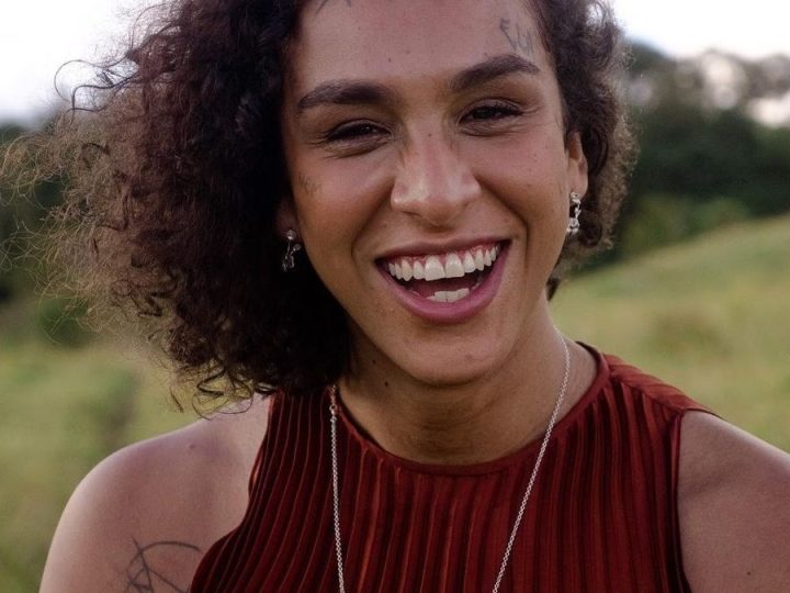 Linn da Quebrada dá pausa em carreira para se tratar de doença