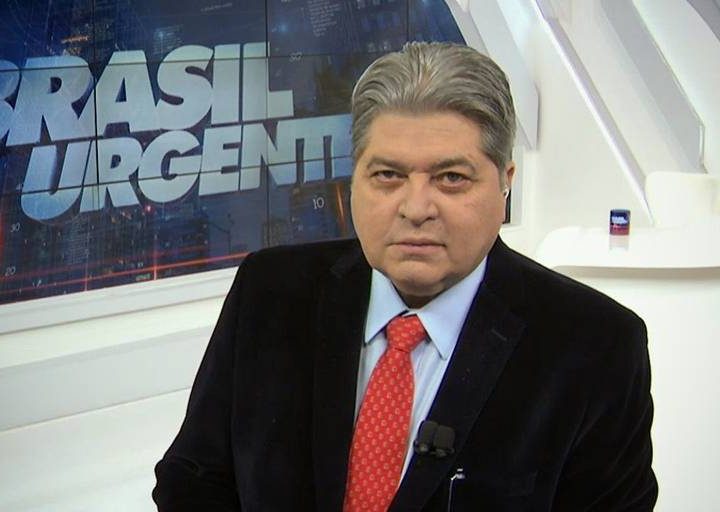 Datena promete apresentar o “Brasil Urgente” de cueca