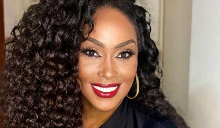 Rosiane Pinheiro revela ter sofrido abuso sexual e diz ter sido roubada pelo ex