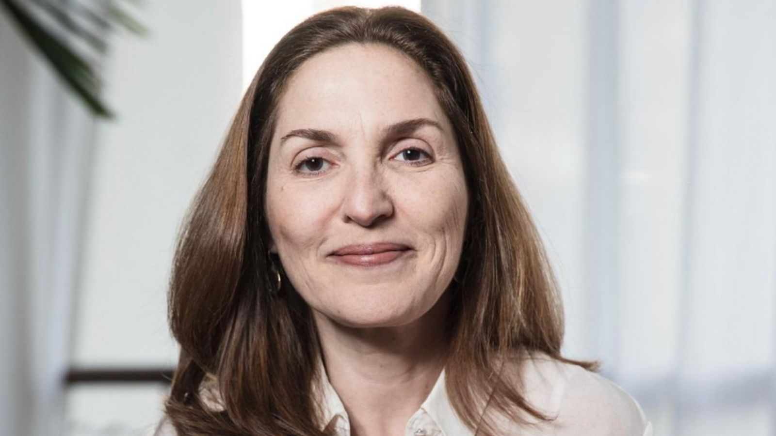 Após baixa audiência, autora de “Elas Por Elas” é dispensada da TV Globo