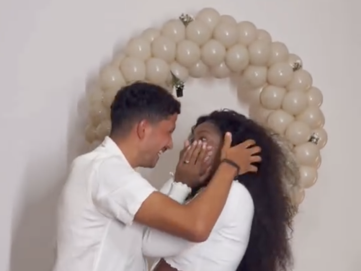 Iza e Yuri Lima fazem chá revelação e revelam nome do bebê