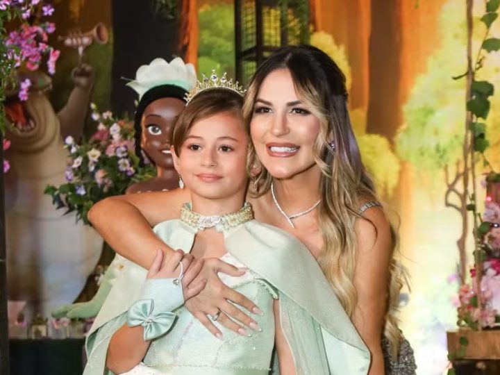 Tio Paulo marca presença na festa da filha de Deolane