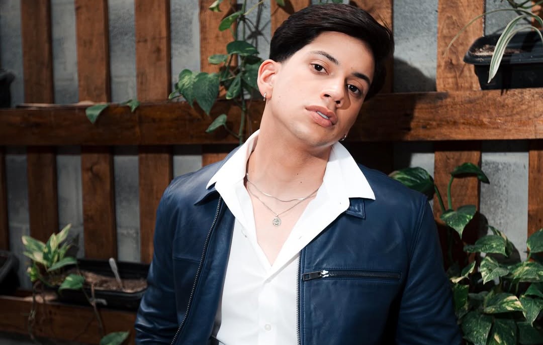 Em seu primeiro álbum, Léo Foguete é indicado ao Grammy Latino