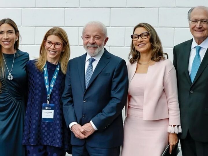 “Ataque de Zezé Di Camargo a filhas de Silvio Santos foi cretinice”, dispara Lula