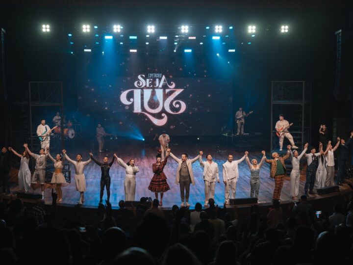 SBT exibe o espetáculo “Seja Luz”, em uma experiência forte e impactante