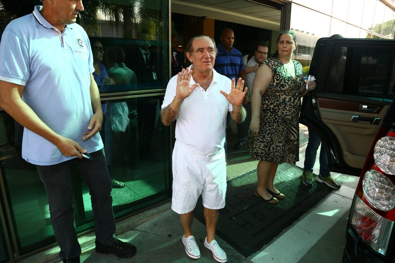 Renato Aragão deve receber alta na próxima quinta (03)