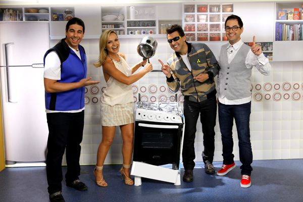 Eliana fala sobre separação, em seu programa