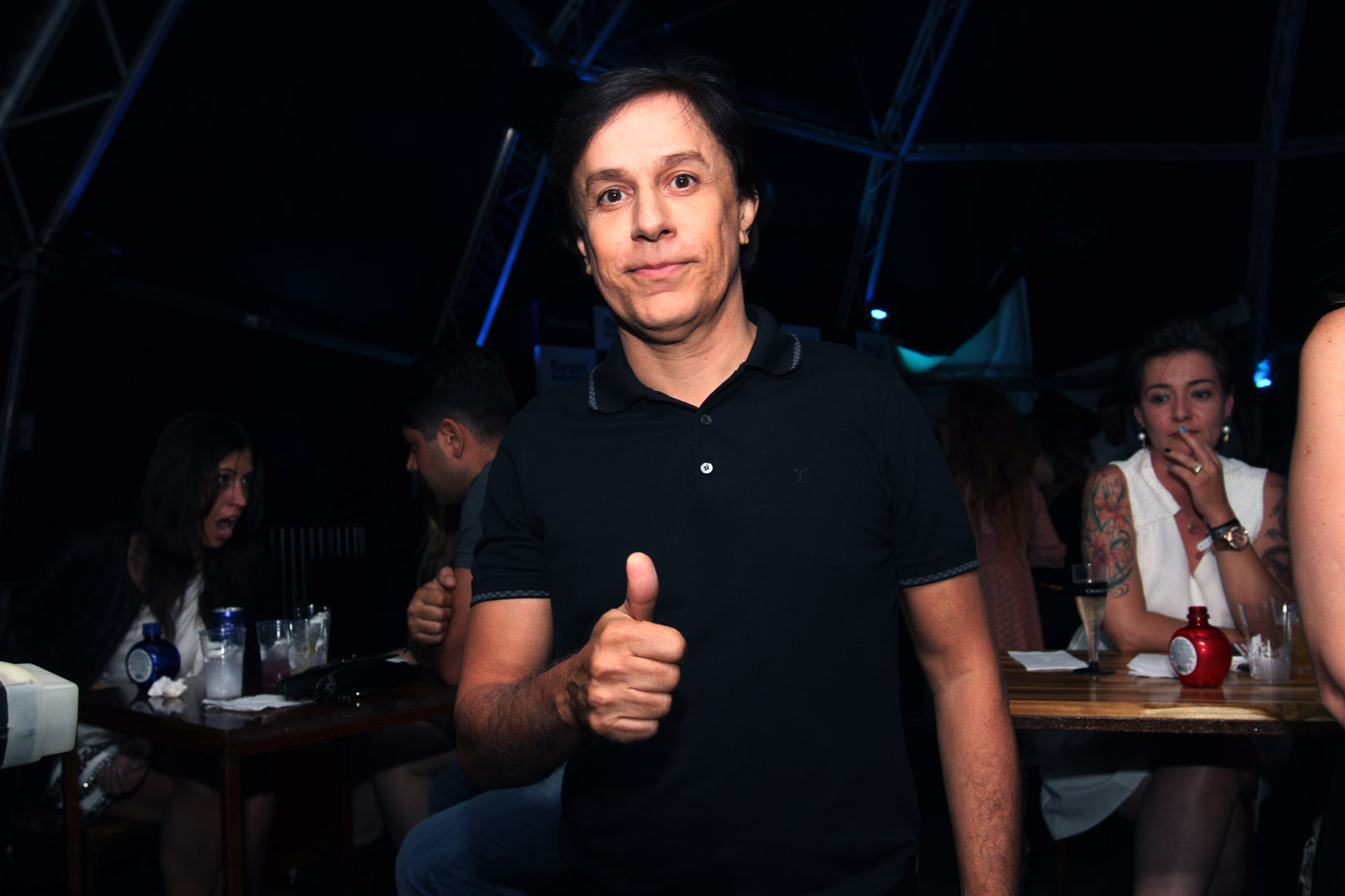 Tom Cavalcante é entrevistado por Sabrina Sato