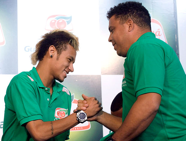 Neymar e Ronaldo são os reis da Copa no intervalo das emissoras
