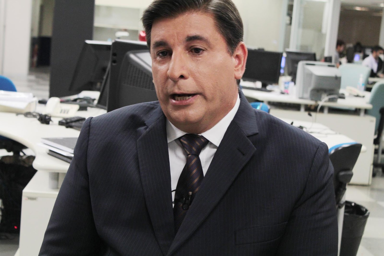 Carlos Nascimento vai mediar debates políticos no SBT