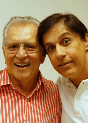 Tom Cavalcante conversa com diretores do SBT sobre sitcom