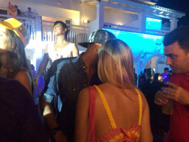 Babado! Neymar curte a noite em Ibiza sem Bruna Marquezine