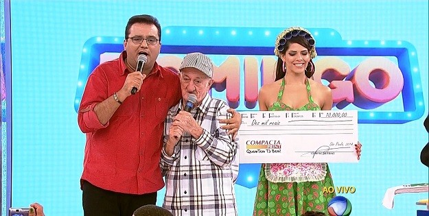 Record não paga prêmio, e Russo diz ter sido usado para atacar a Globo