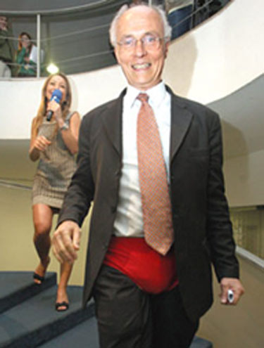 Eduardo Suplicy e seu vestuário que condiz perfeitamente com suas atribuições como Senador