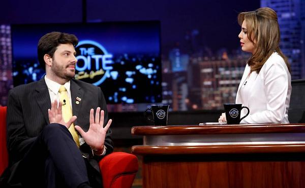 Danilo Gentili inverterá os papéis com Rachel Sheherazade em seu talk show