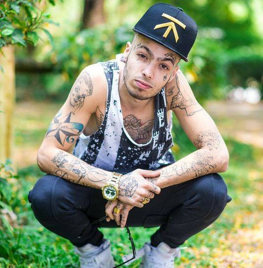 MC KM inova e lança seu primeiro Single Pop: “Hoje é Festa”