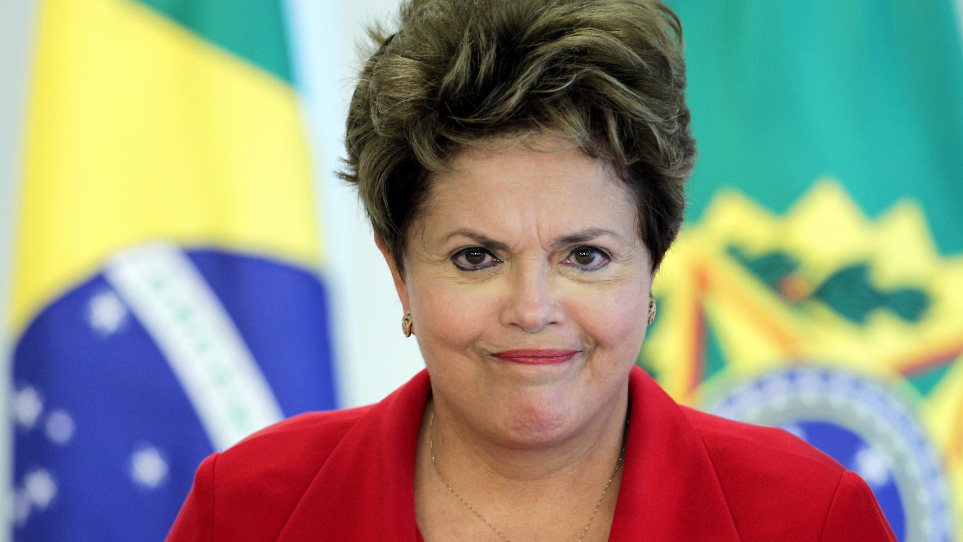 Vídeo de Dilma Rousseff lamentando morte de Chaves faz sucesso na web