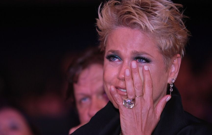 Xuxa faz pedido especial para Silvio Santos
