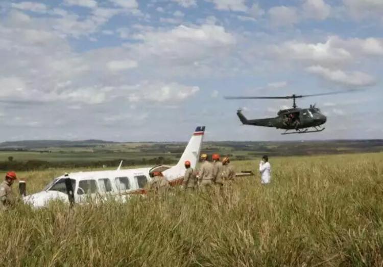 Avião com Angélica e Luciano Huck faz pouso forçado em fazenda do MS. (Foto/Reprodução)
