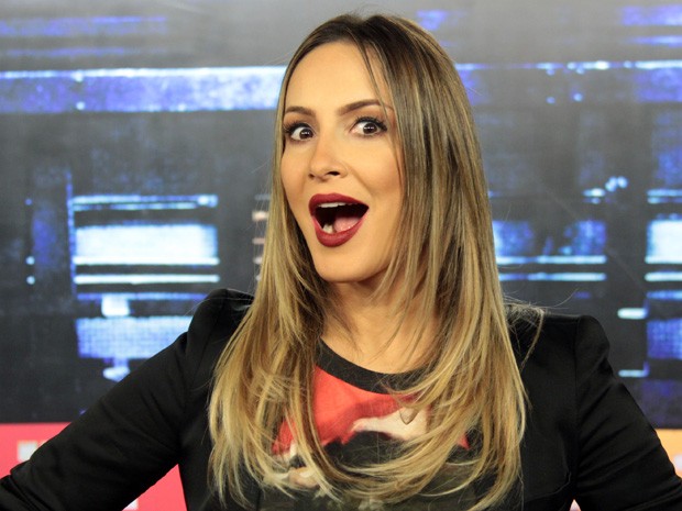 “É ida sem volta!”, dispara Claudia Leitte sobre drogas
