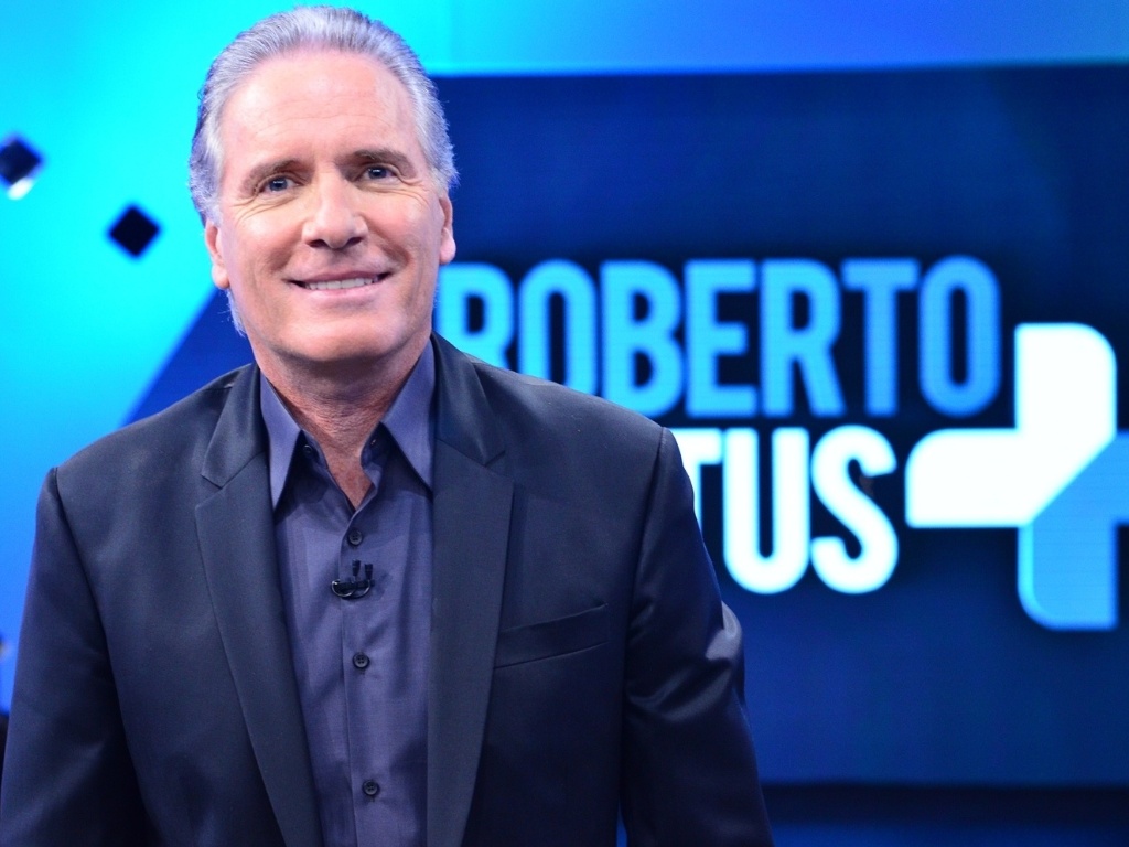 Record terceiriza programa de Roberto Justus e dispensa equipe