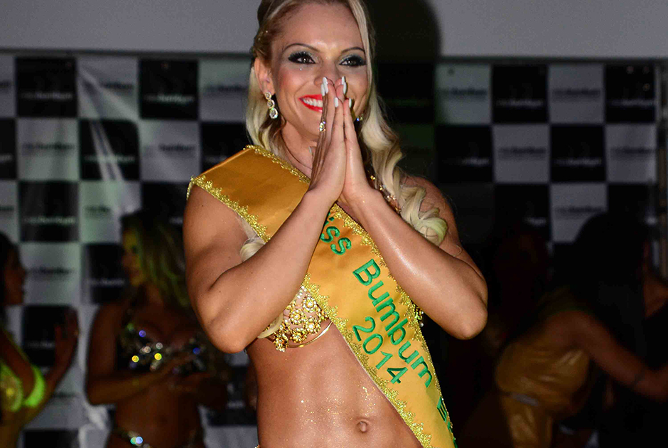 “Minha mãe apoiou”, afirma Miss Bumbum ao confirmar que fez o “book rosa”