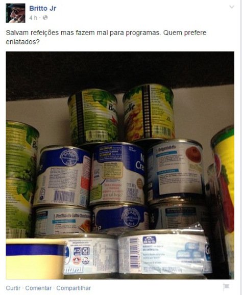 Britto postou em seu instagram uma foto em que ironizava os produtos "enlatados" (Foto: Reprodução/Instagram)