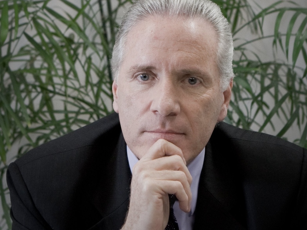 “Será meu maior desafio na TV”, diz Justus sobre apresentar “A Fazenda”
