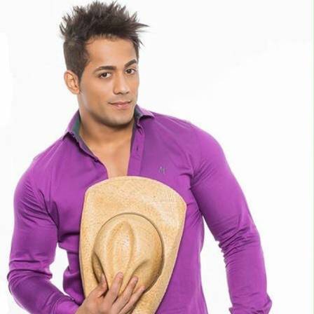 Arrependido, sertanejo Tiago faz novo tratamento para reverter efeitos de botox na boca: ‘Virei um monstrinho’